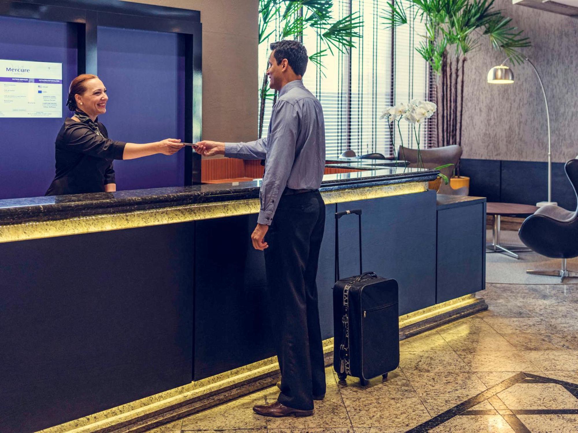 Apart Hotel Moderno Em Joinville Bagian luar foto