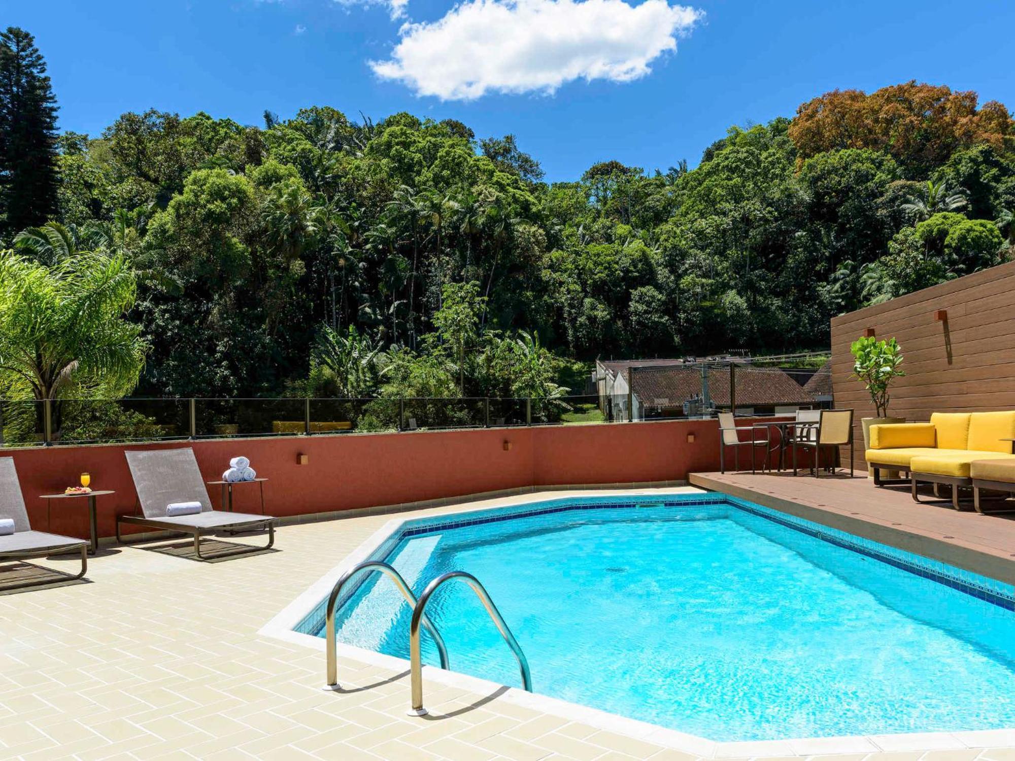 Apart Hotel Moderno Em Joinville Bagian luar foto