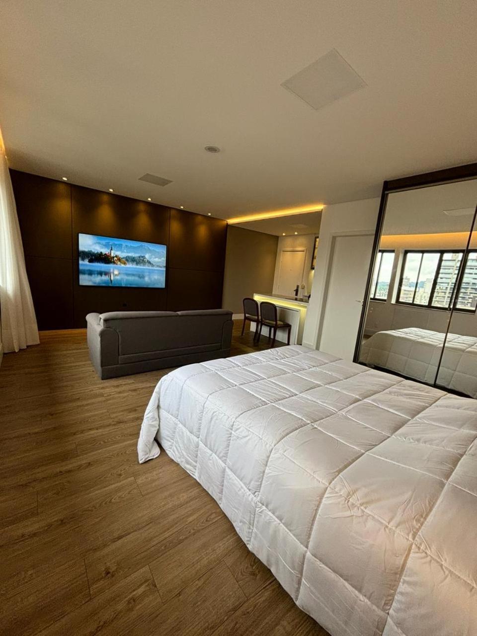 Apart Hotel Moderno Em Joinville Bagian luar foto