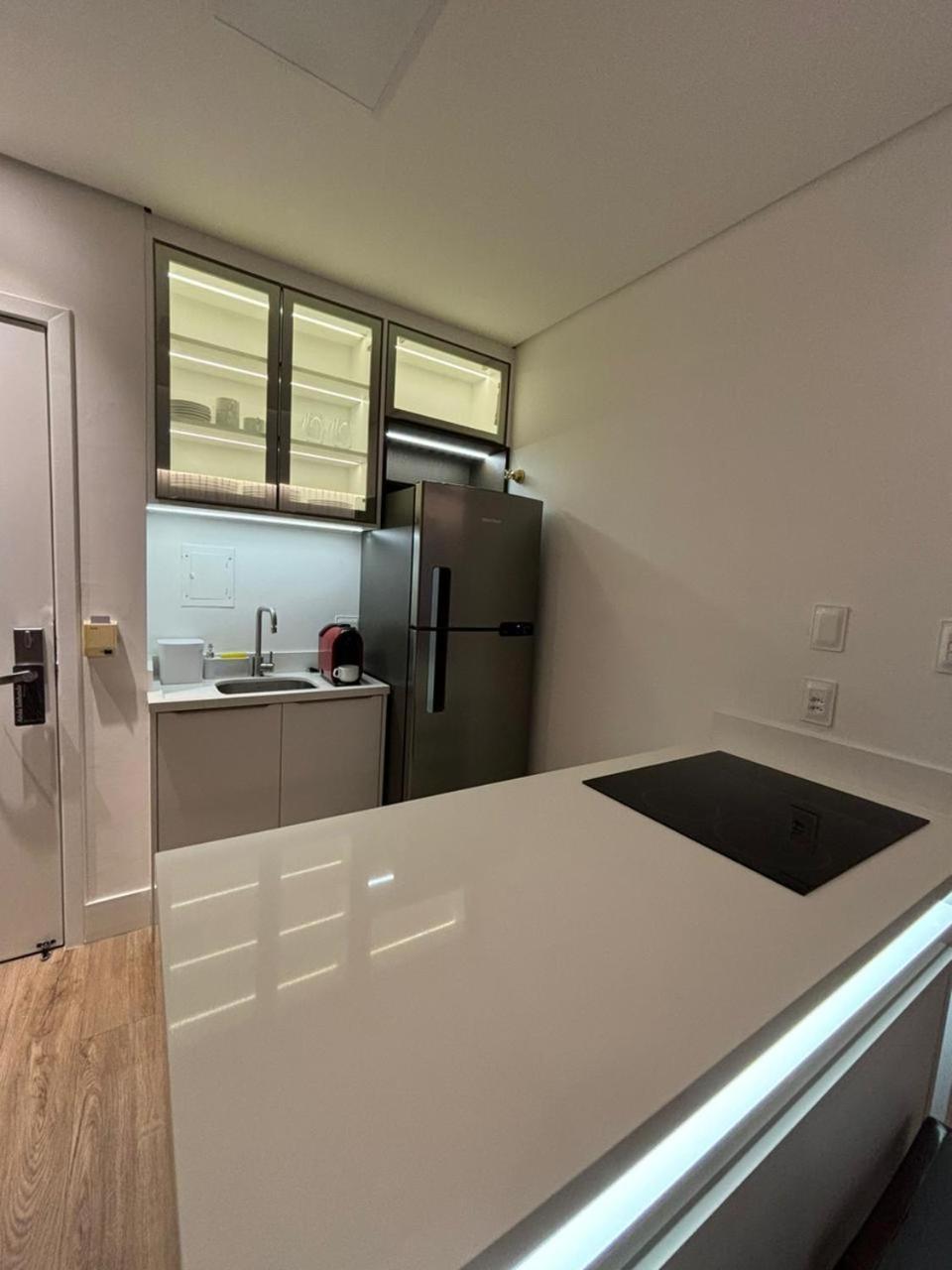 Apart Hotel Moderno Em Joinville Bagian luar foto