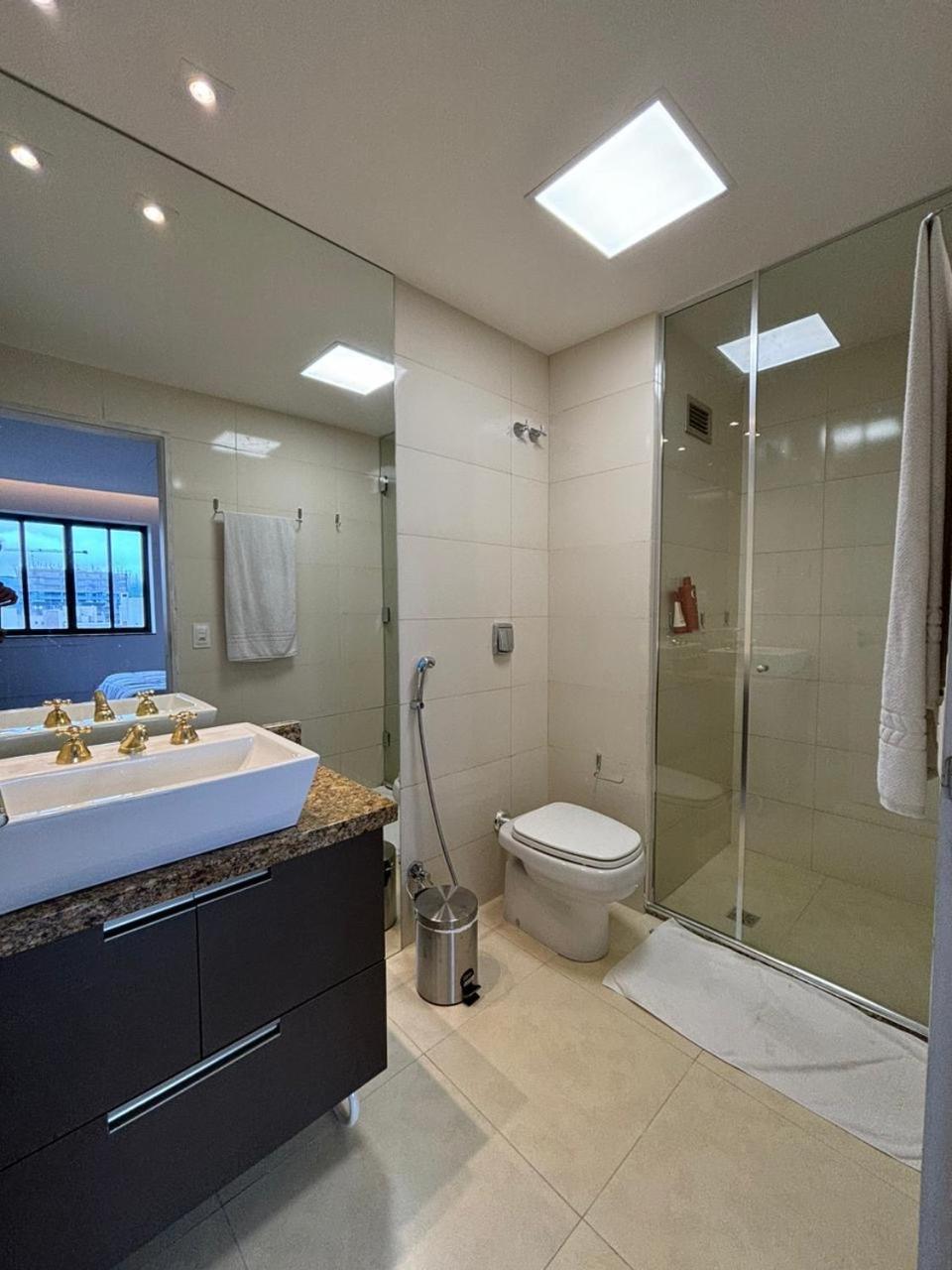 Apart Hotel Moderno Em Joinville Bagian luar foto