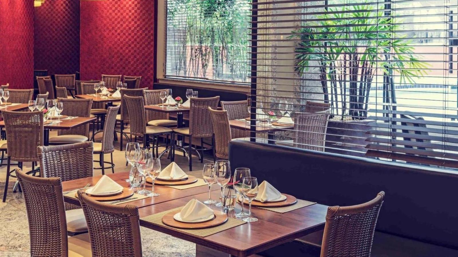 Apart Hotel Moderno Em Joinville Bagian luar foto